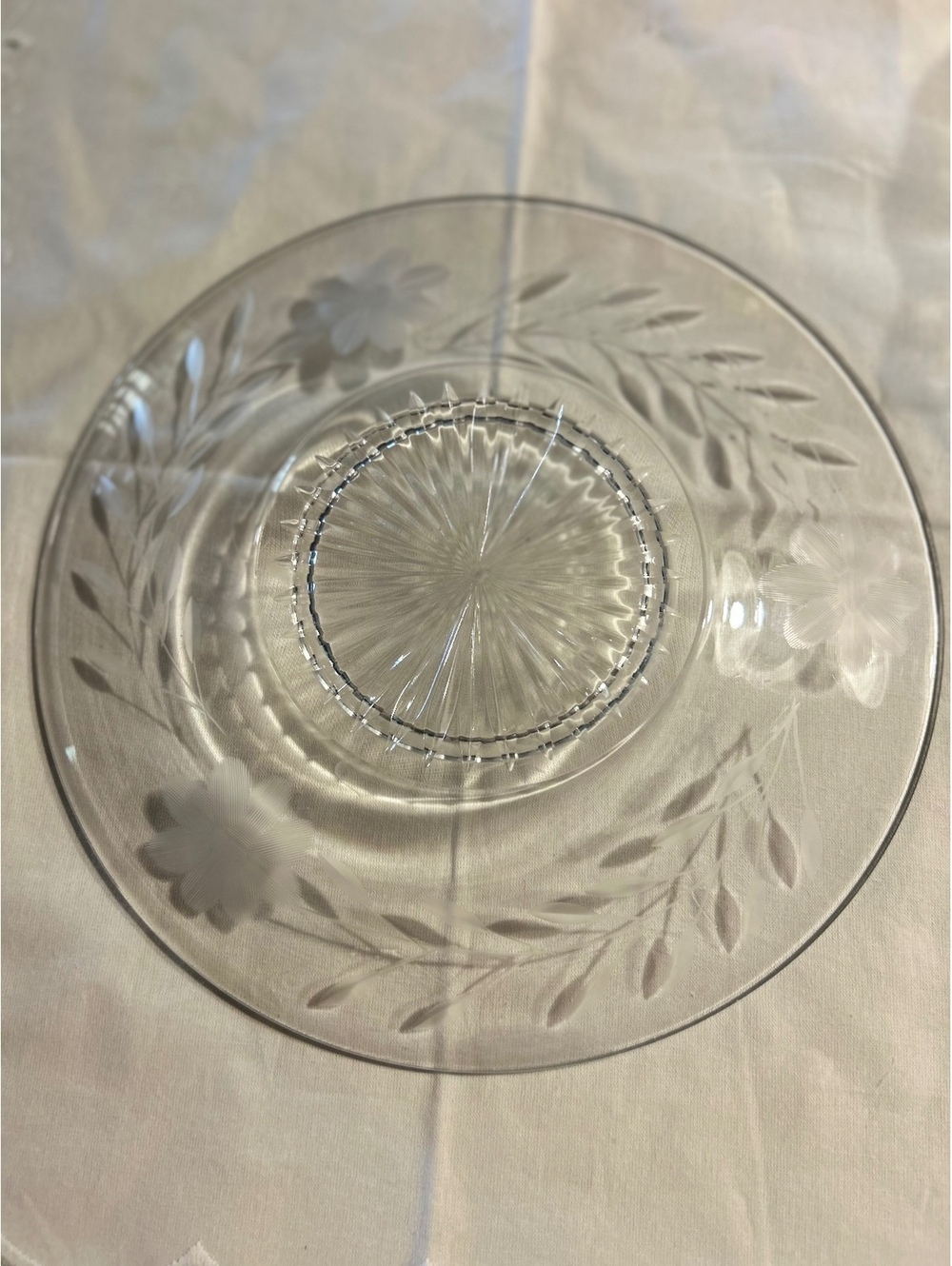 Vintage Libbey Rock Sharpe "Stardust" Etched Crystal 8” Salad / Luncheon Plate
